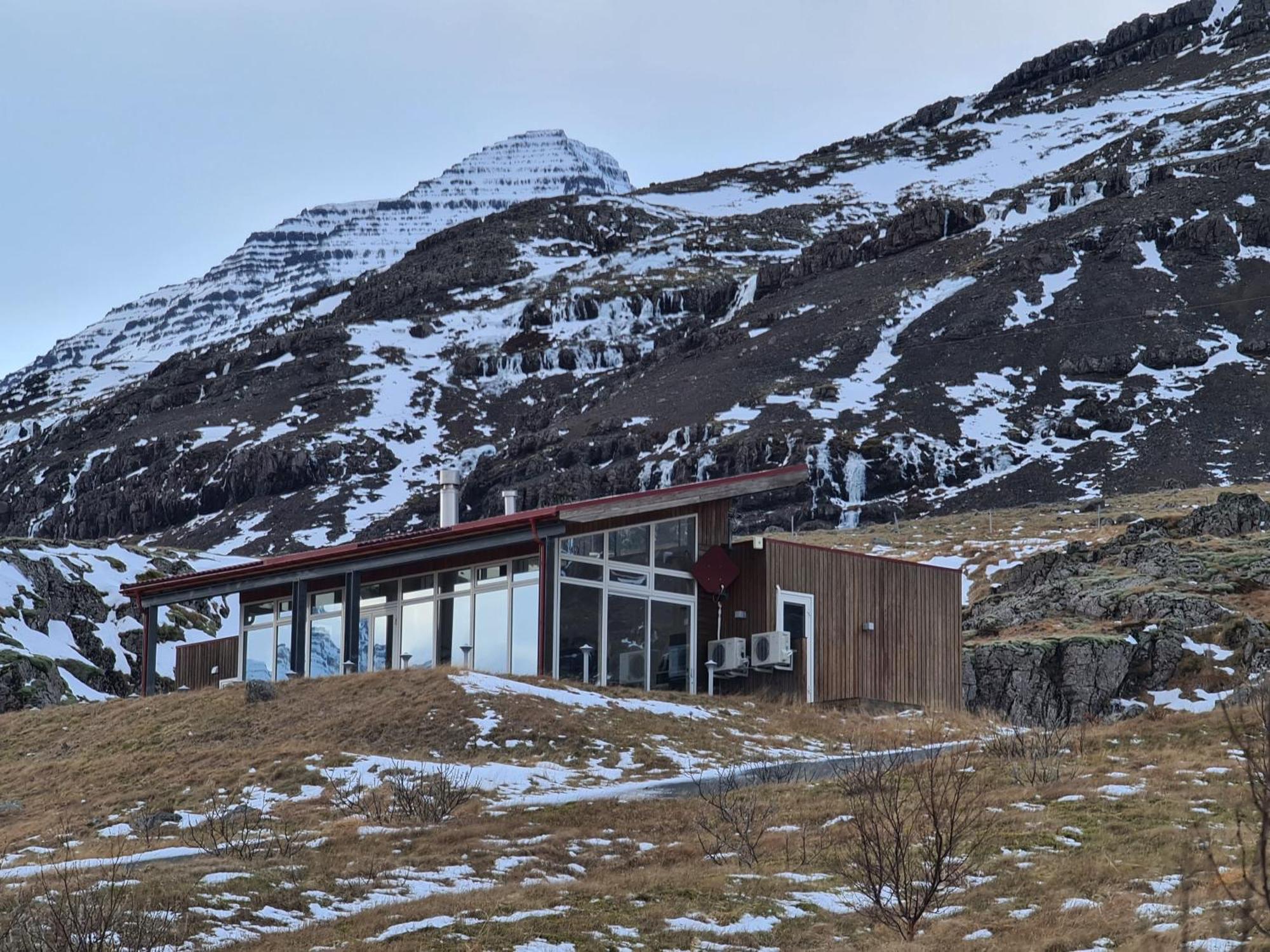 Geithellar Villa *